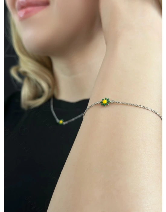 Yeşil Papatya Charmlı Çelik Kolye ve Bileklik Takımı | Nehir Serisi