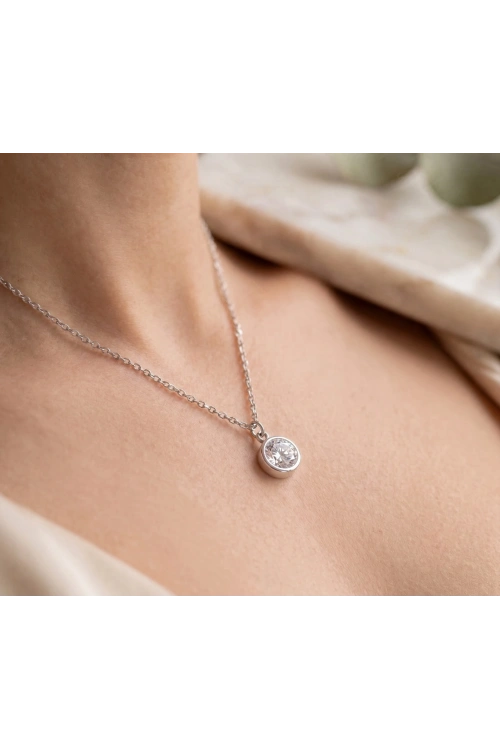 Taş Charmlı Silver Renk Çelik Kolye | Sevgili Takı Koleksiyonu