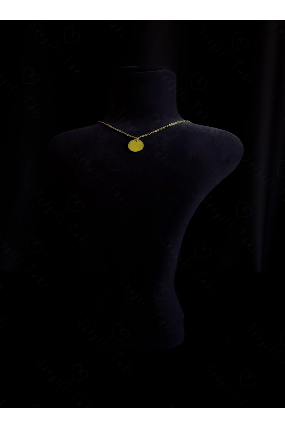 Oval Charmlı Gold Çelik Kolye -Karma Serisi
