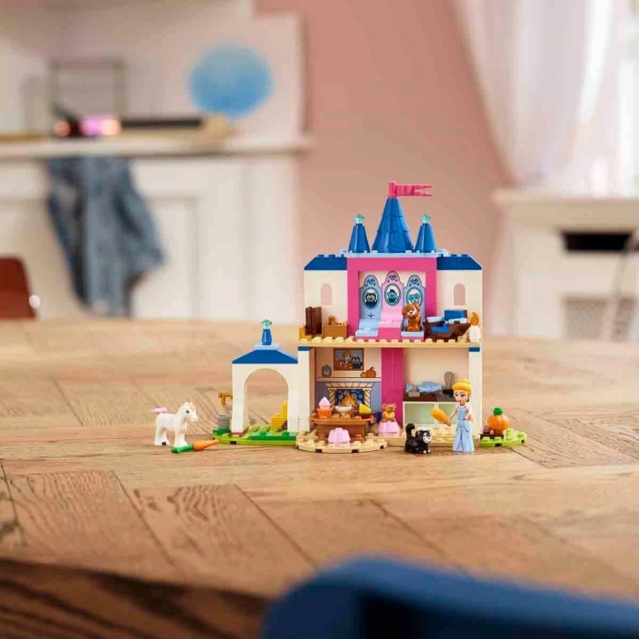 43283 Lego Disney Princess Sindirella ve Hayvan Dostları Şatosu 149 parça +4 yaş