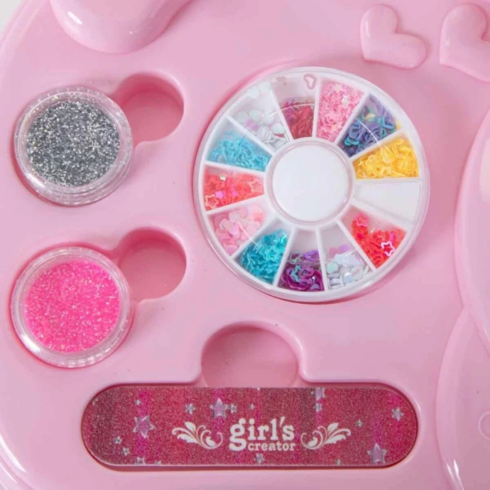 4789 SUN-Işıklı Tırnak Tasarım Stüdyosu