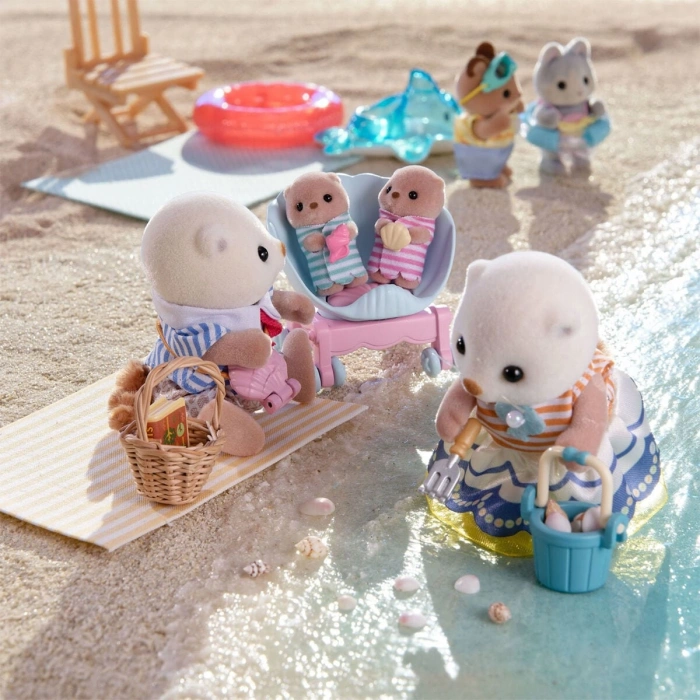 5803 Sylvanian Families Su Samuru Ailesi +3 yaş