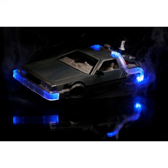 9331468314R00 Time Machine Back to the Future 2 1 24