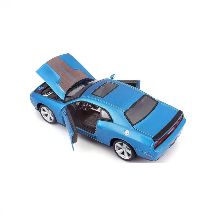 MAY 31280 1:24 2008 Dodge Challenger SRT8