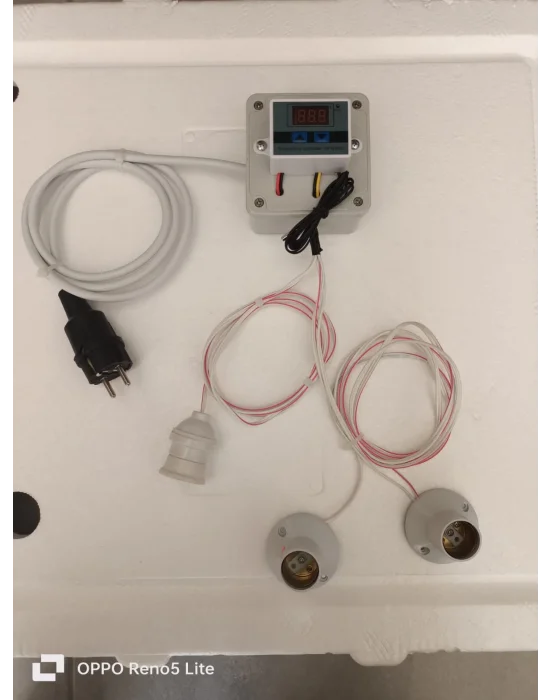 Kümes Isıtıcı Set | 2x250W Infrared Isıtıcı, Dijital Termostat ve 1 Aydınlatma