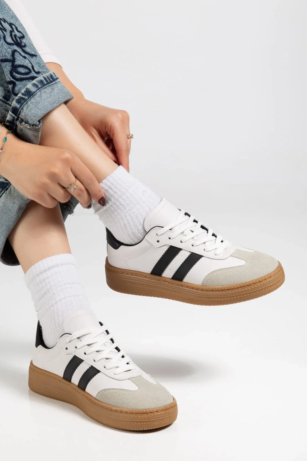 Nova Sport Gum Sole Daily Sneaker - White