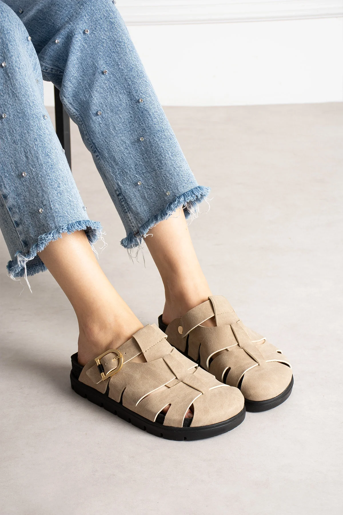 Arven Premium Örümcek Model Terlik - Bej