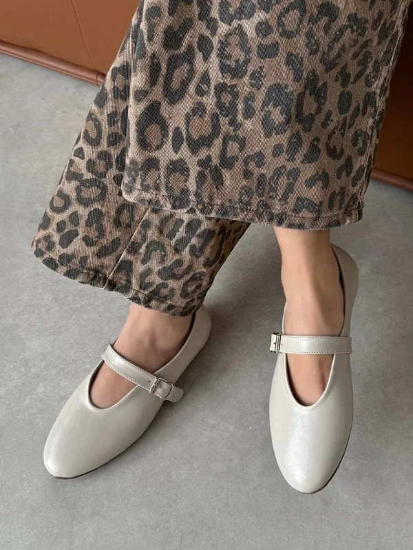 Jin Kadın Kırışık Deri Babet Bej