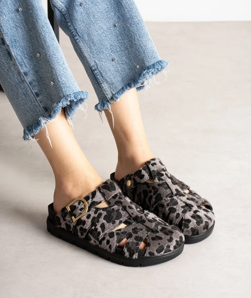 Arven Premium Spider Model Slippers - Leopard Gray