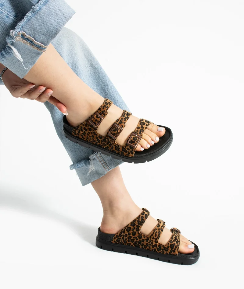 Vento Womens 3-Buckle Anatomical Sole Slippers - Leopard Brown
