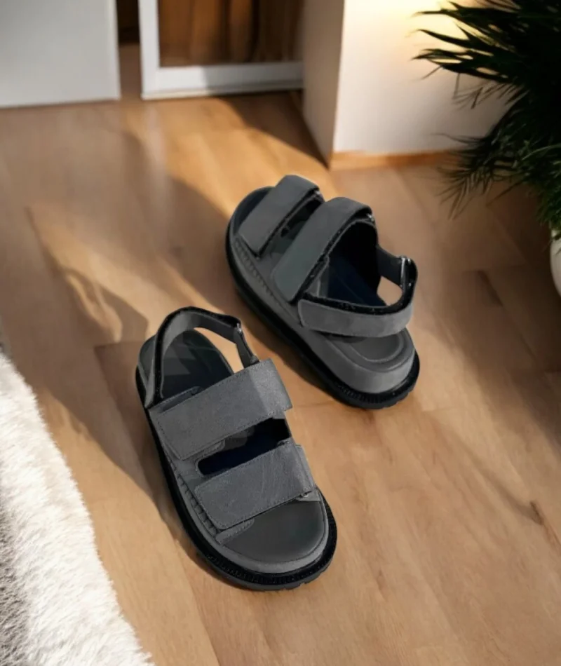 Freent Gri Cırtlı Kadın Sandalet – Rahat ve Şık Yazlık Model