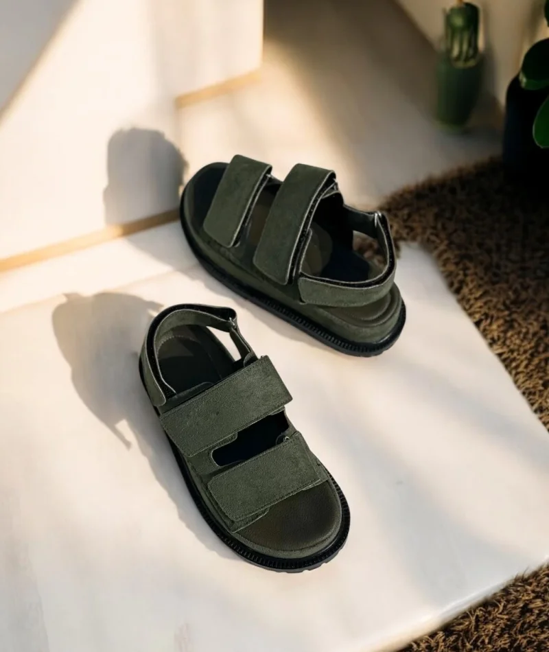 Freent Haki Cırtlı Kadın Sandalet – Rahat ve Şık Yazlık Model