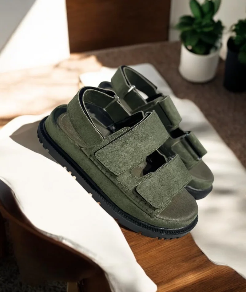 Freent Haki Cırtlı Kadın Sandalet – Rahat ve Şık Yazlık Model