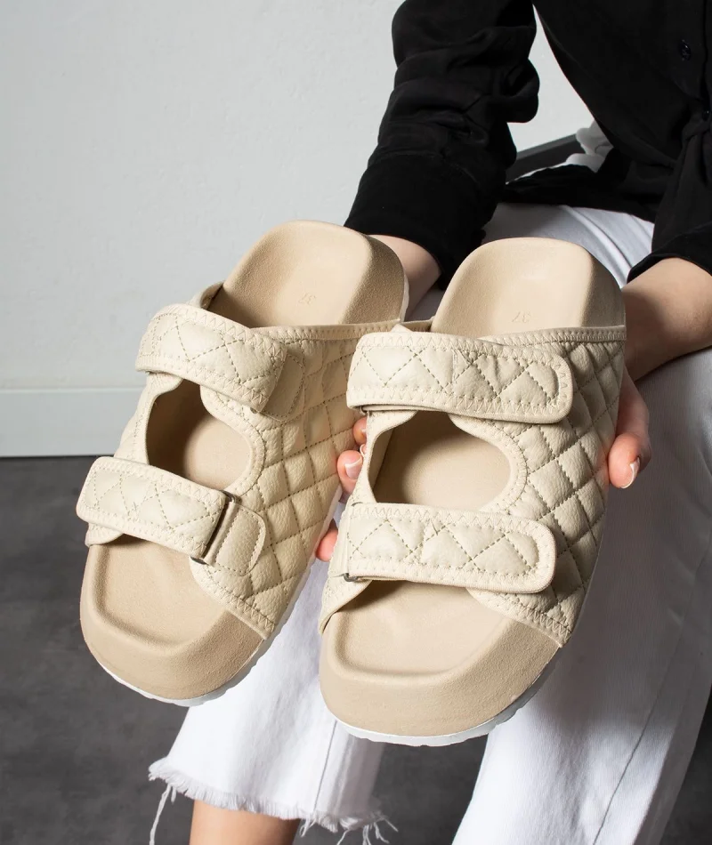 Kapitone Cırtlı Ev Dış Mekan Kadın Terlik – Bej