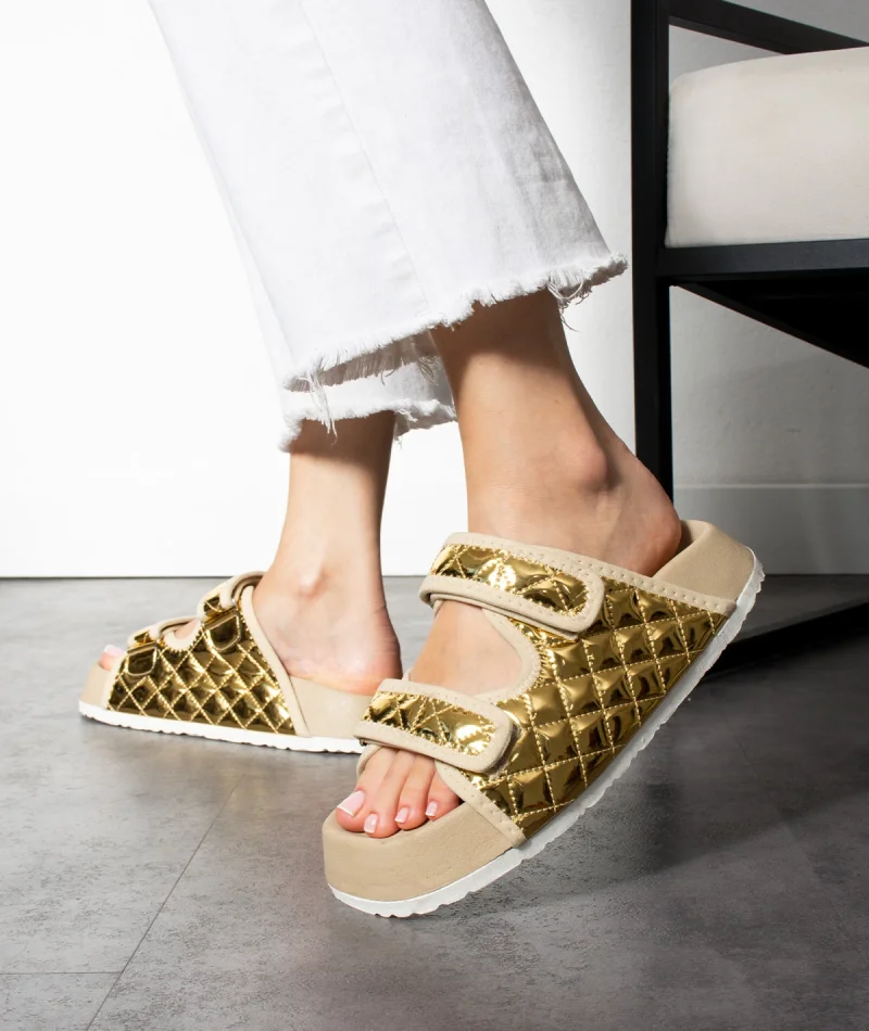 Kapitone Cırtlı Ev Dış Mekan Kadın Terlik – Altın