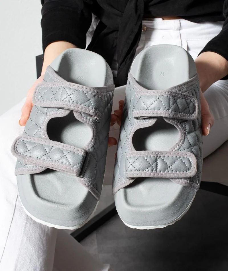 Kapitone Cırtlı Ev Dış Mekan Kadın Terlik – Gri