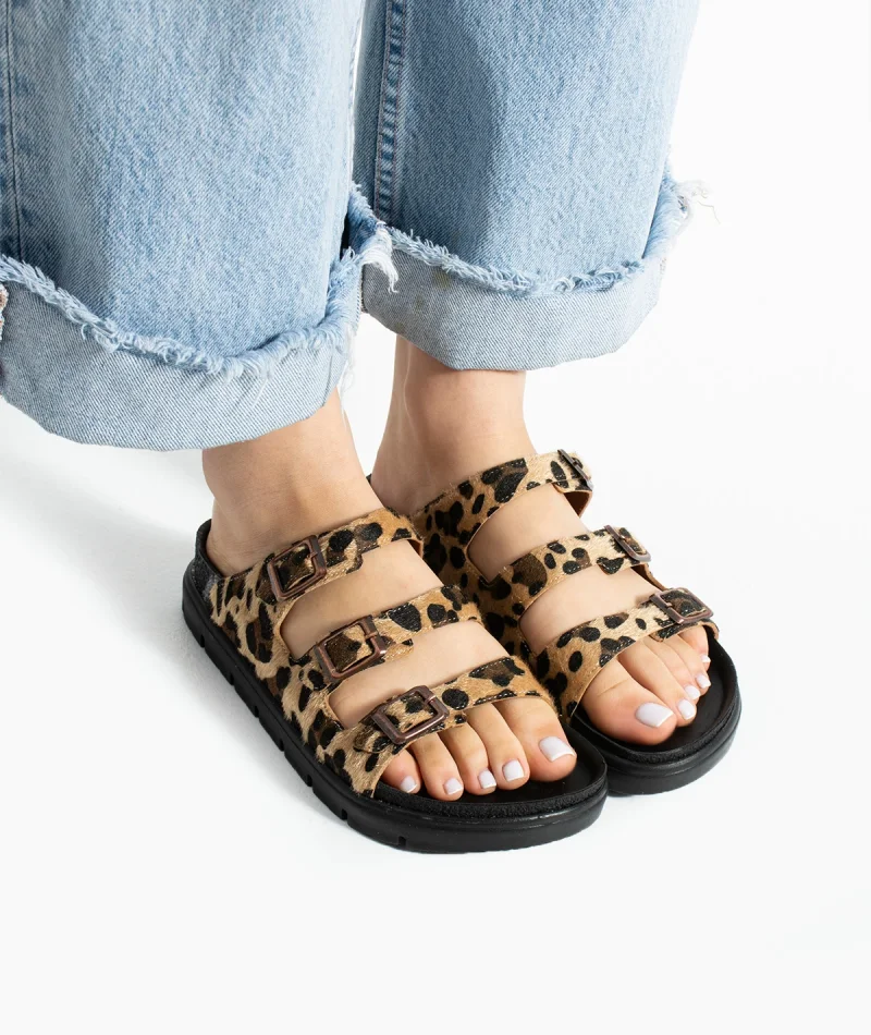 Leopar Üç Tokalı Terlik Bej