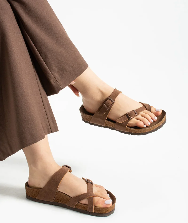 Moderno Kadın Terlik Taba – Çapraz Bant, Konforlu, Şık ve Rahat