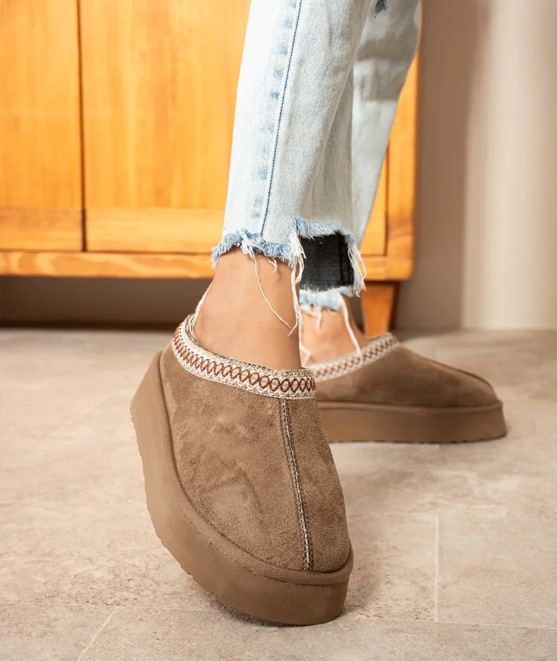 Tazzy Classic Suede Furry Womens Boot - Mink