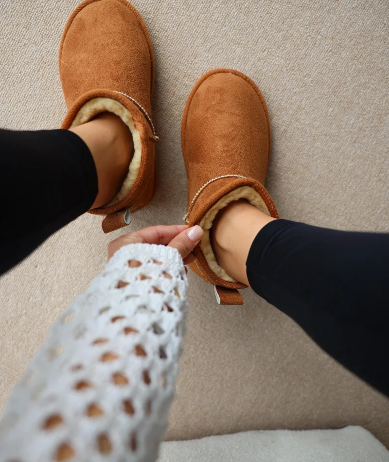 Ultra Mini Classic Süet İçi Kürklü Kadın Bot - Taba