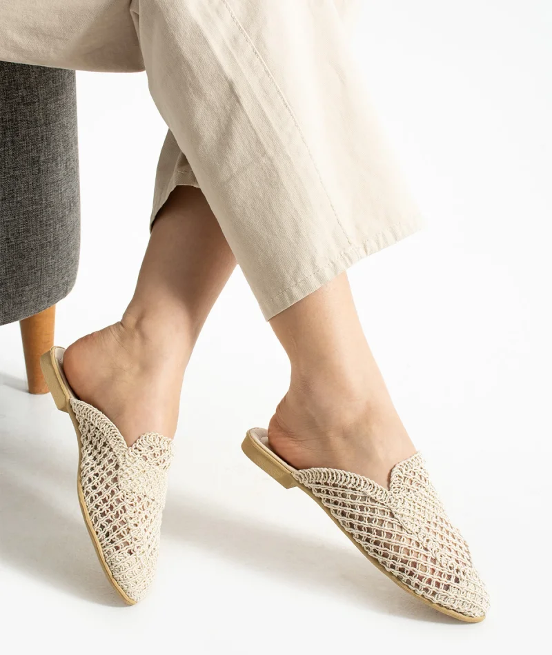 Velora Kadın Hasır Örgü Terlik – Bej Zarafeti