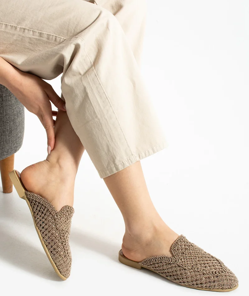 Velora Kadın Hasır Örgü Terlik – Kahve Zarafeti