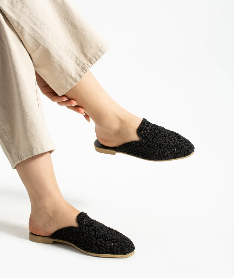 Velora Kadın Hasır Örgü Terlik – Siyah Zarafeti