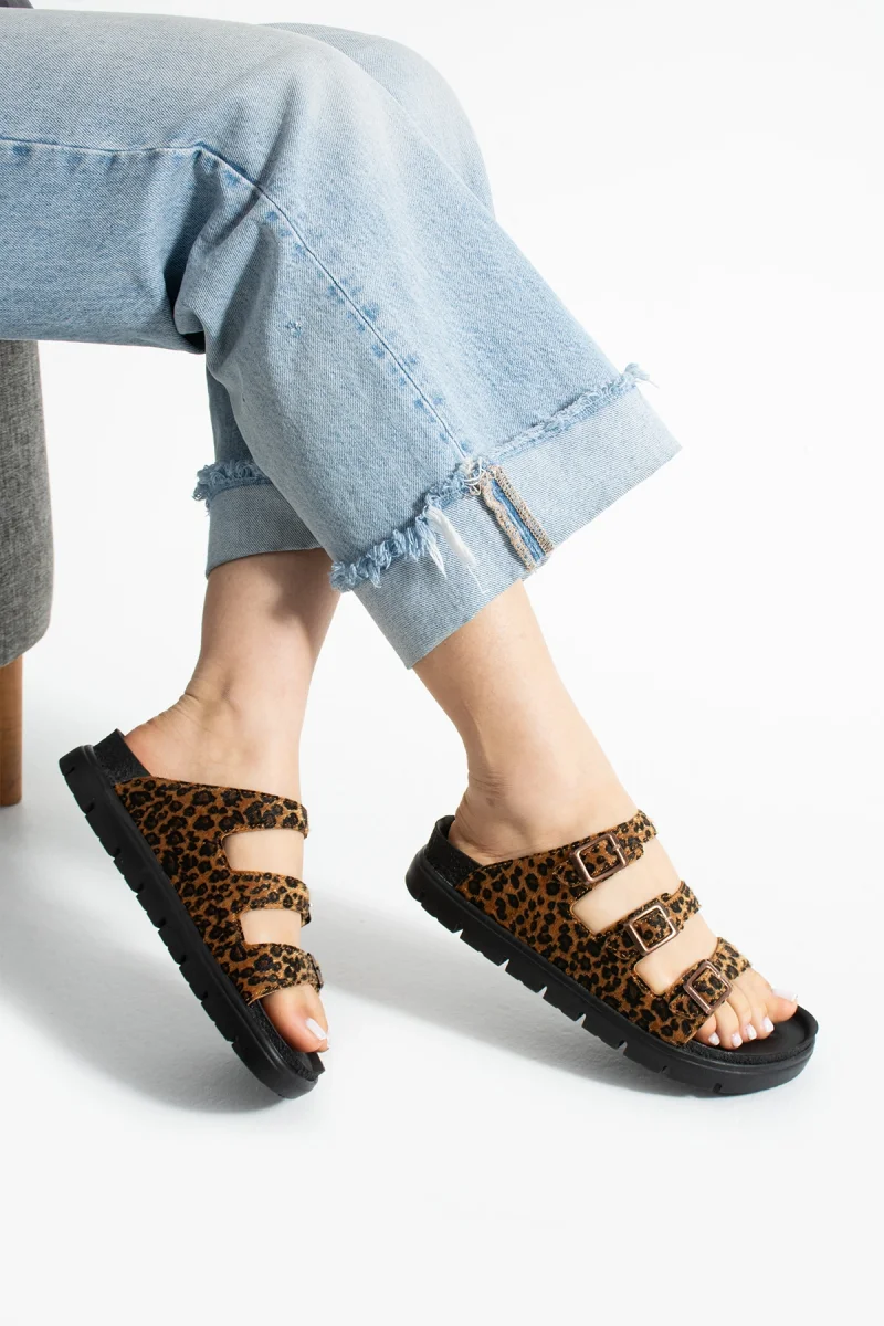 Vento Womens 3-Buckle Anatomical Sole Slippers - Leopard Brown