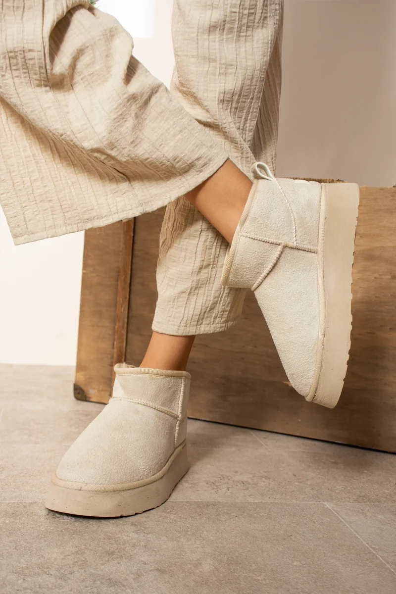 Yüksek Mini Classic Süet İçi Kürklü Kadın Bot - Bej