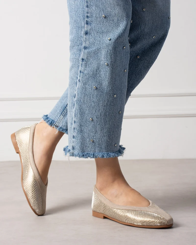Roselle Suede Minimal Womens Casual Ballet Flats - Gold