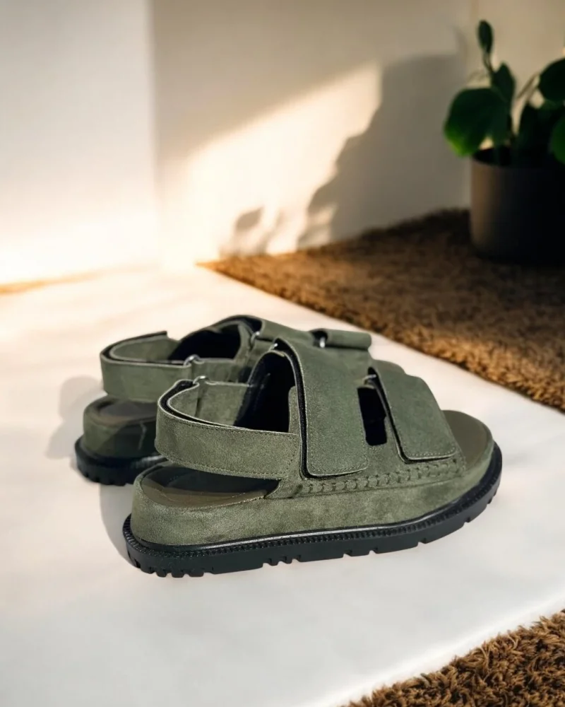Freent Haki Cırtlı Kadın Sandalet – Rahat ve Şık Yazlık Model
