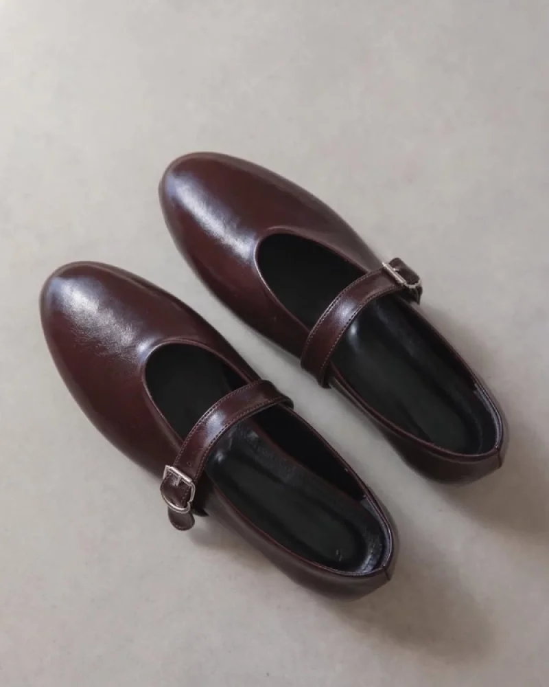 Jin Womens Crinkled Leather Ballet Flats Burgundy