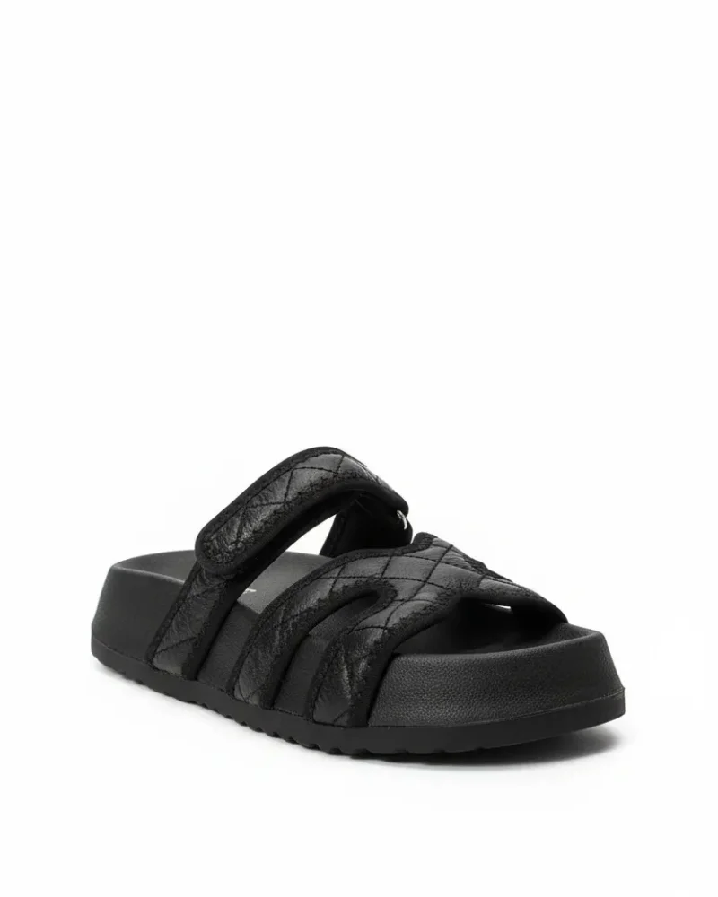 Quilted Farmer Womens Outdoor Slippers – Black