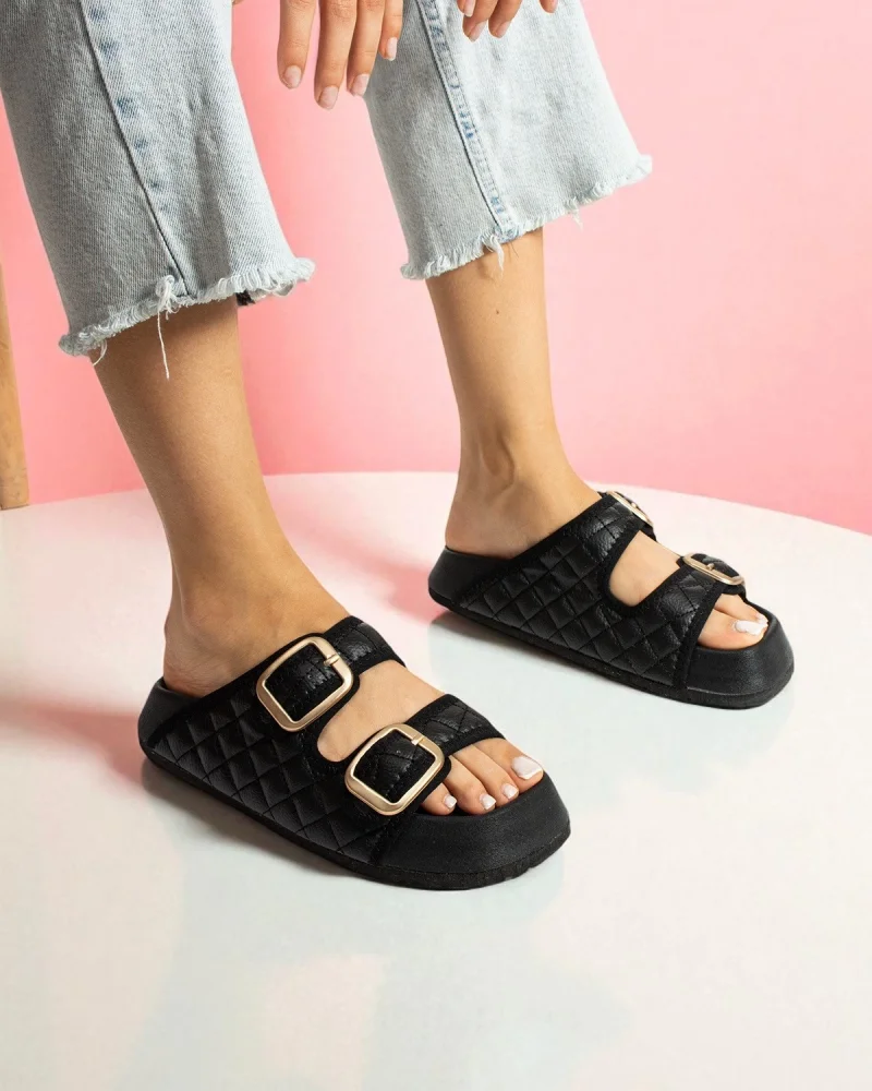 Padded Buckled Womens Outdoor Slippers - Black