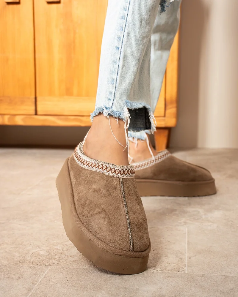 Tazzy Classic Suede Furry Womens Boot - Mink