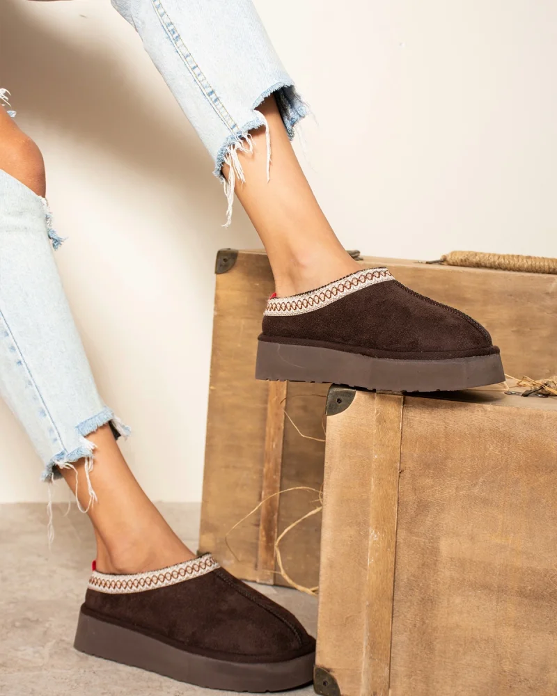 Tazzy Classic Suede Fur Womens Boots - Brown