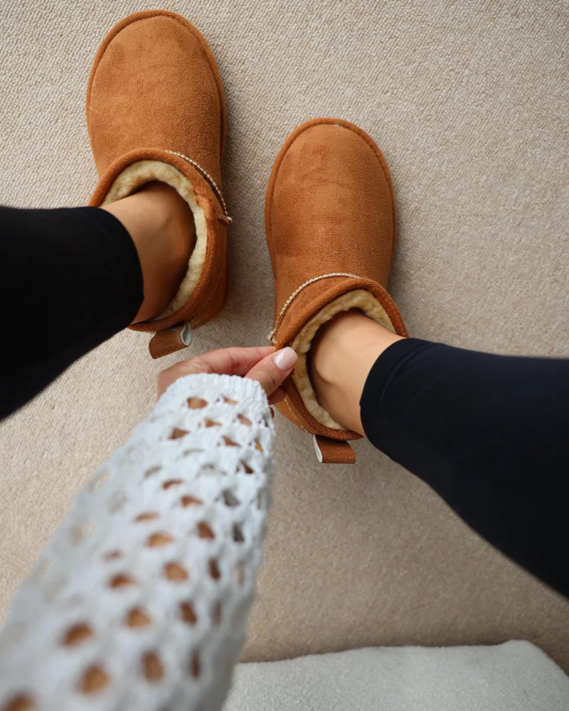 Ultra Mini Classic Suede Fleece-Lined Womens Boots - Tan