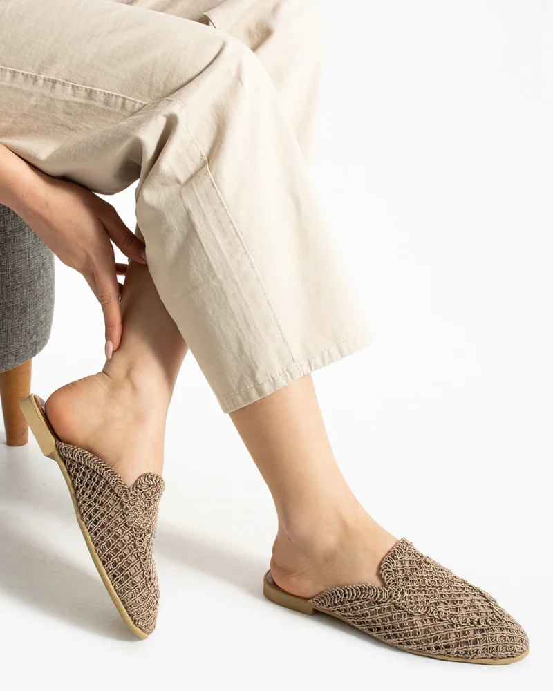 Velora Womens Woven Sandals – Coffee Elegance