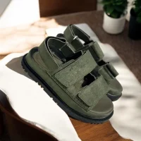 Freent Haki Cırtlı Kadın Sandalet – Rahat ve Şık Yazlık Model