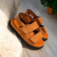 Freent Turuncu Cırtlı Kadın Sandalet – Rahat ve Şık Yazlık Model