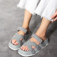 Kapitone Farmer Ev Dış Mekan Kadın Terlik – Gri