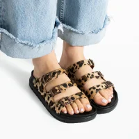 Leopar Üç Tokalı Terlik Bej