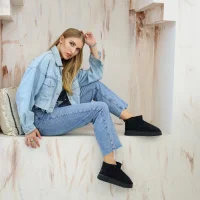 High Mini Classic Suede Fur-Lined Womens Boots - Black