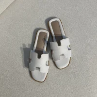 Palmira Beyaz Önü Yanı Açık Kadın Terlik Dış Mekan Ve Ev Terliği