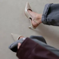 Reya Kadın Kırışık Deri Topuklu Ayakkabı Bej