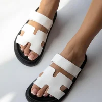 Sarmes Kadın Terlik Beyaz – Kaymaz Taban, Yazlık ve Kışlık Ev Rahat Ortopedik Model