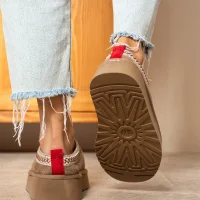 Tazzy Classic Suede Furry Womens Boot - Mink