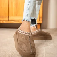 Tazzy Classic Suede Furry Womens Boot - Mink