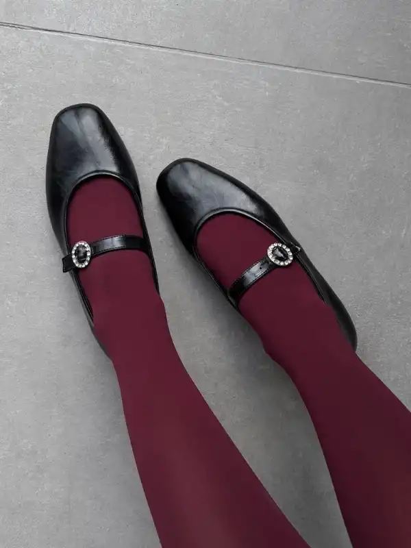 Burny Kadın Kemer Detay Deri Babet Siyah