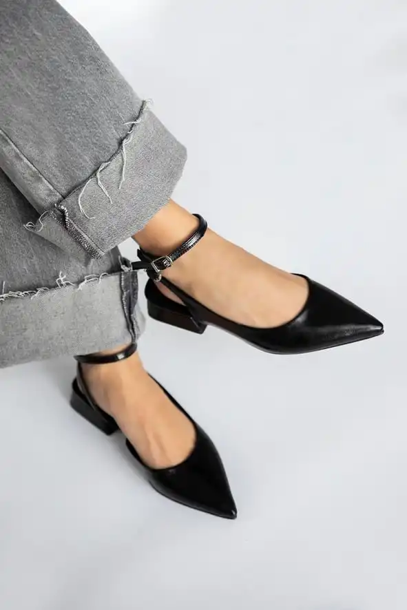 Edel Kadın Deri Topuklu Ayakkabı Parlak Siyah